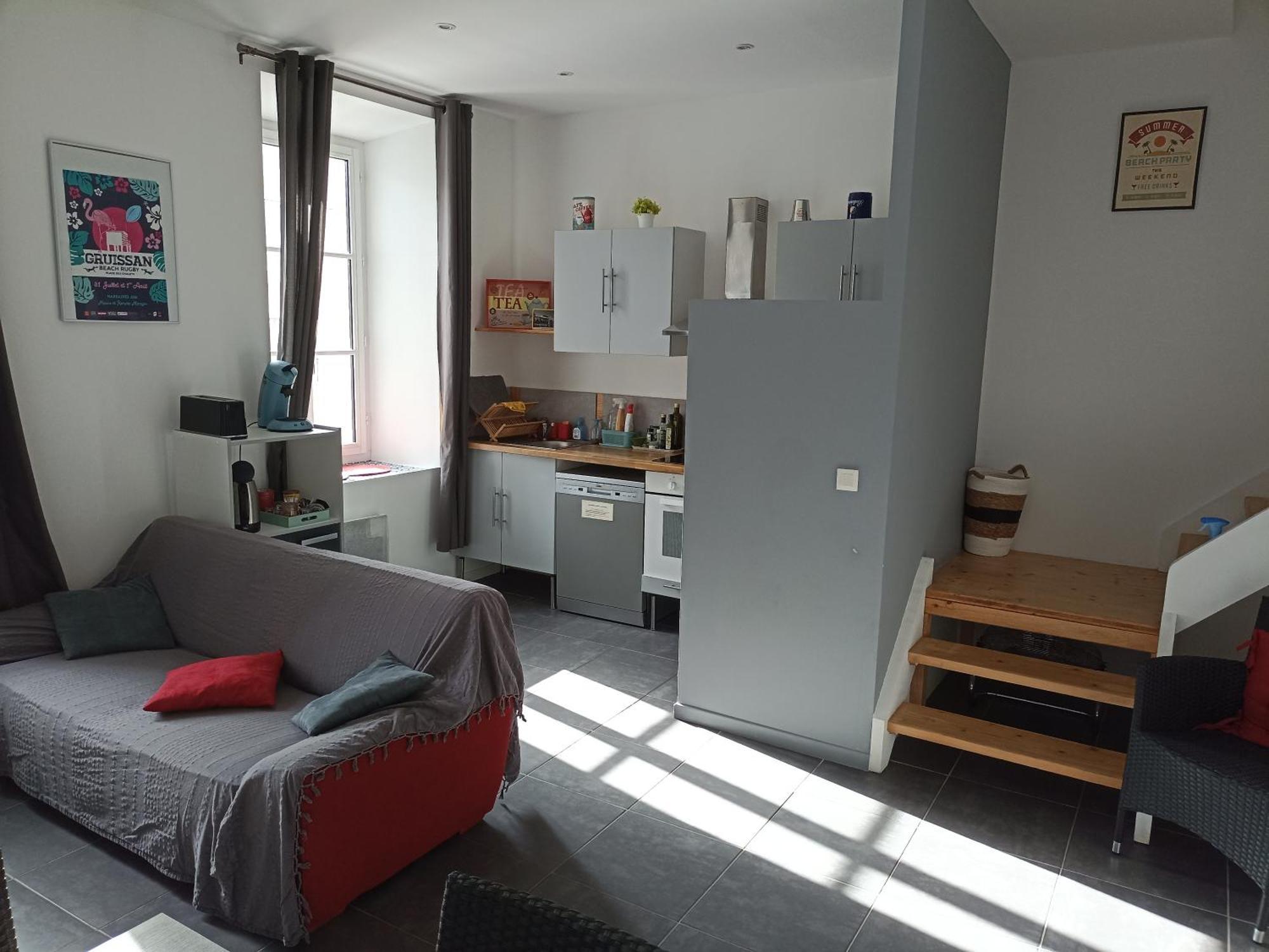 Jolie Maison Au Centre Du Village 格吕桑 外观 照片