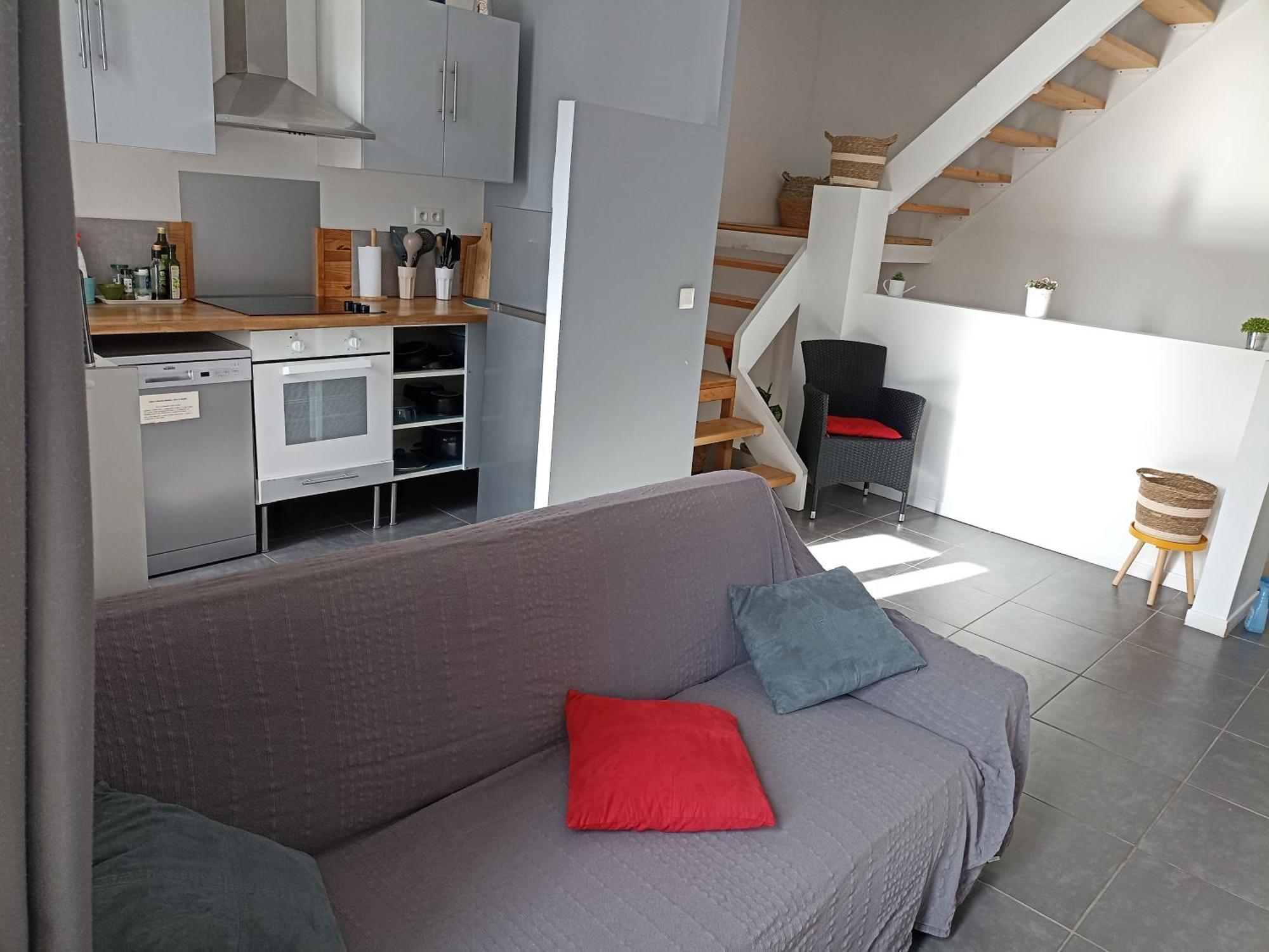 Jolie Maison Au Centre Du Village 格吕桑 外观 照片